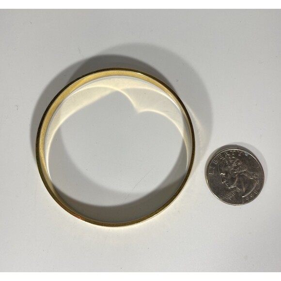 Vintage Monet Gold Plated Bangle Bracelet Etched Design Classic 1970s - Picture 5 of 5